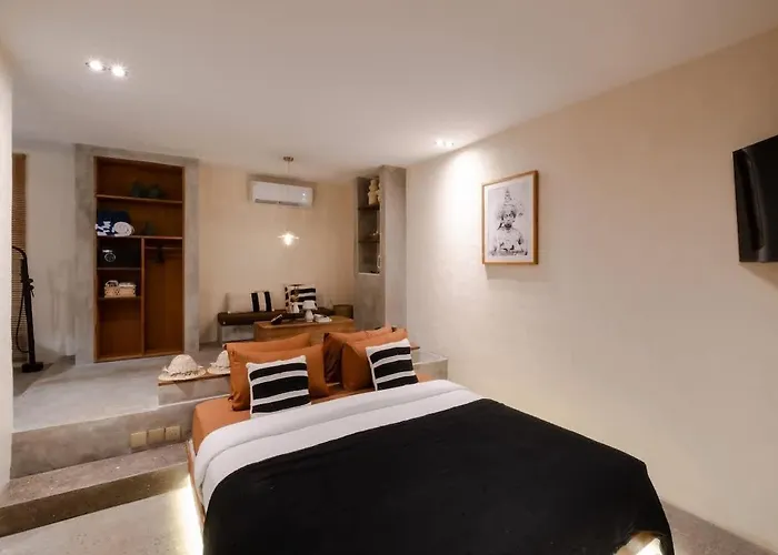 Tropical Ulu Private Pool Suite- Canna * ウルワツ